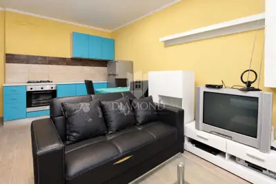 Stan 40 m², Jurdani - mirna lokacija i dobra povezanost - 4