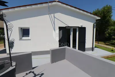 House 36 m², Labin - quiet surroundings and yard 1,080 m² - 9
