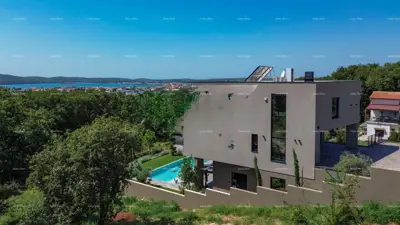 Vila 311 m², Medulin - pogled na more i šumu - 2