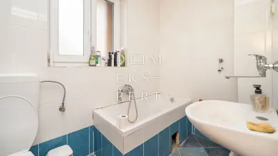 Maksimir, Haus mit drei Wohneinheiten, 250 m² zur Gestaltung und Investition - 11