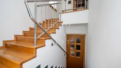 Maksimir, Haus mit drei Wohneinheiten, 250 m² zur Gestaltung und Investition - 8