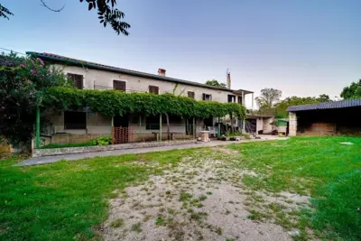 House for sale in Buje, 255 m² - 3