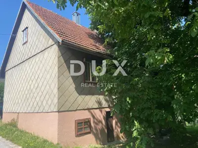 Haus 183 m², Skrad - zur Renovierung und Gartenfläche