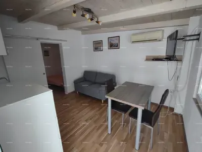 Kuća 68 m², Pula Centar, blizu mora i centra - 12