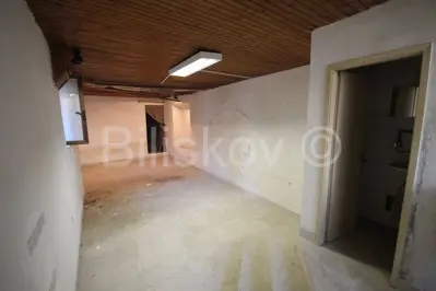 SPLIT, Manus business space in the basement 60 m² - 2