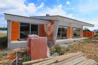 Villa 210 m², Svetvinčenat - Pool und Sommerküche - 16