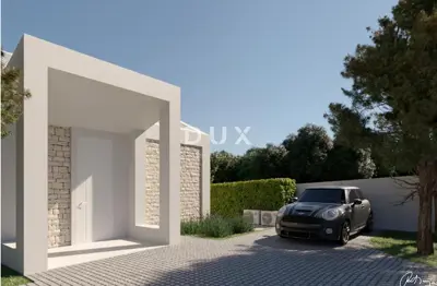 Building plot, Medulin - completed project and building permit - 2