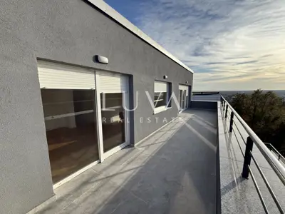 Wohnung zum Kauf in Perjavica, 134,4 m² - 2