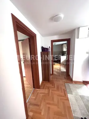 2-room apartment 80 m² in Gajnice - 2