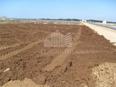 Building plot 1,802 m², Privlaka - 70 m from the sea - 4