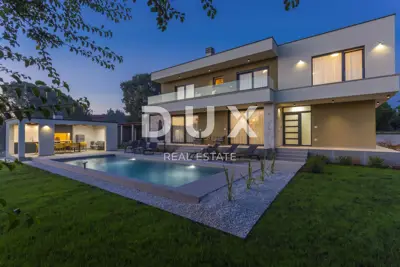 Villa 208 m², Svetvinčenat - modern new build with pool - 2