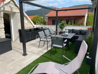 House 117 m², Kaštel Lukšić - 150 m from the sea and beach