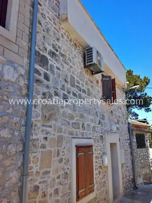 Kamena kuća 130 m², Brač - 100 m od mora - 5