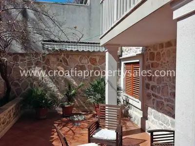 Kamena kuća 130 m², Brač - 100 m od mora - 4