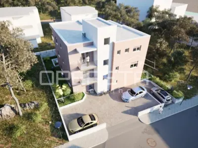 Penthouse 138 m², Vidici Šibenik - quiet family zone - 2