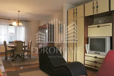 Estate 400 m², Mičevec - 27 beds and great rental potential - 10