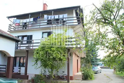 Estate 400 m², Mičevec - 27 beds and great rental potential - 6