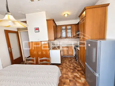 Stan 77 m², Sučidar Split - 3 sobe, terasa i balkon - 14