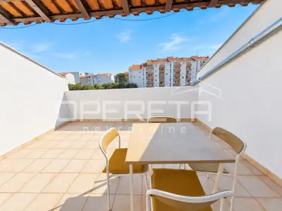 Stan 77 m², Sučidar Split - 3 sobe, terasa i balkon - 20