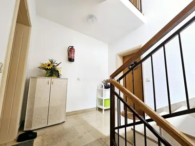 Stan u Malinskoj, 2 spavaće sobe i balkon - 22