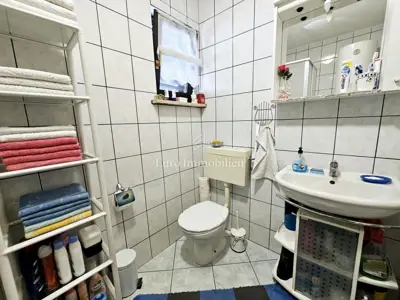 Stan u Malinskoj, 2 spavaće sobe i balkon - 20