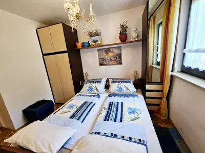 Stan u Malinskoj, 2 spavaće sobe i balkon - 18