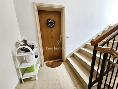 Stan u Malinskoj, 2 spavaće sobe i balkon - 21