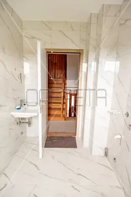 House for sale in Dugo Selo - Centar, 250 m² - 8