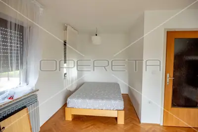 House for sale in Dugo Selo - Centar, 250 m² - 5