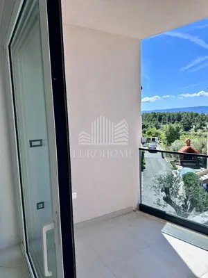 Stan 67 m², Strožanac - moderan dvosoban s lođom - 3