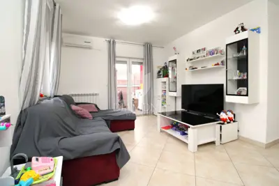 Apartment 77 m², Dražice - quiet location and open view