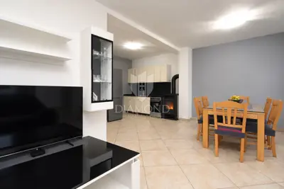 Wohnung 77 m², Dražice - ruhige Lage und offener Blick - 5