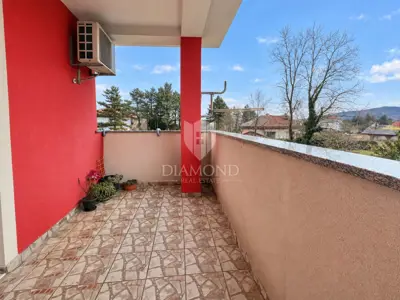 Wohnung 77 m², Dražice - ruhige Lage und offener Blick - 10