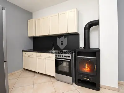 Wohnung 77 m², Dražice - ruhige Lage und offener Blick - 6
