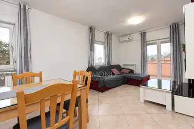 Wohnung 77 m², Dražice - ruhige Lage und offener Blick - 4