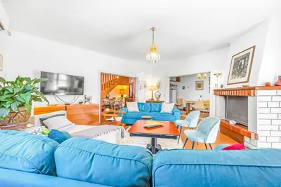 GELEGENHEIT! Umgebung von Pula, Haus mit drei Wohneinheiten! - 2