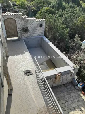 House 200 m², Šolta - sea and bay view - 12