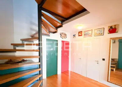 Stan 104 m², Vrbani - 4 sobe, 2 etaže - 15