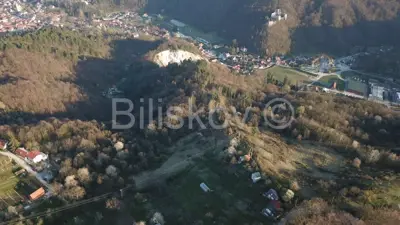 Zemljište 33 704 m², Samobor Centar - građevinski dio 1 395 m² - 4