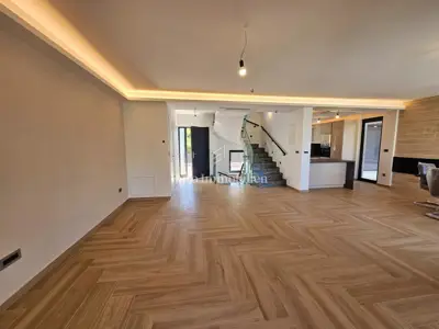 House 193 m², Malinska na Krku, pool and sea view - 16