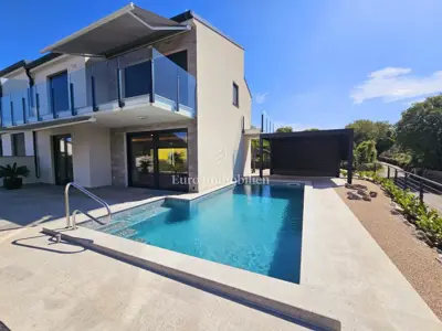 House 193 m², Malinska na Krku, pool and sea view - 7