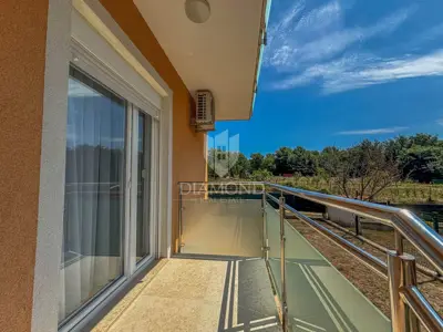 Kuća 164 m², Umag - velika okućnica i vrtna kuhinja - 5