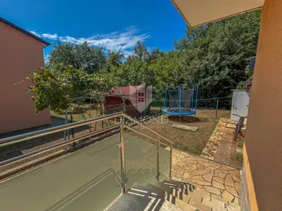 Kuća 164 m², Umag - velika okućnica i vrtna kuhinja - 18