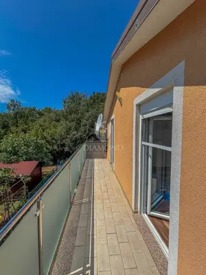 Kuća 164 m², Umag - velika okućnica i vrtna kuhinja - 9