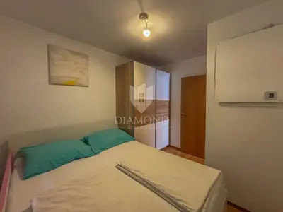 Kuća 164 m², Umag - velika okućnica i vrtna kuhinja - 8