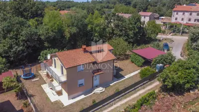 Kuća 164 m², Umag - velika okućnica i vrtna kuhinja - 4