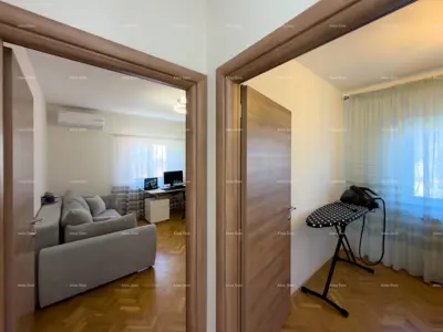 House 353 m², Ližnjan - 3 apartments and garage - 14