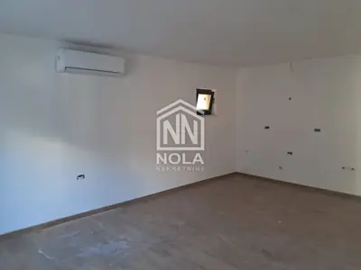 APARTAM PAKOŠTANE PRIZEMJE 128 m² - 4