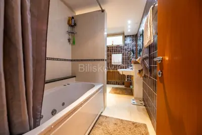 Pantovčak, peterosoban stan sa garsonjerom, vrt, garaža - 12