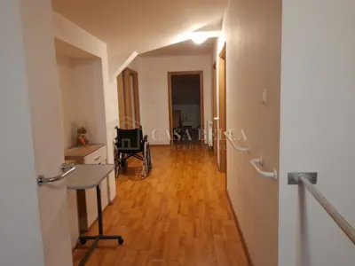 House 200 m², Mahićno - business potential and yard 760 m² - 10